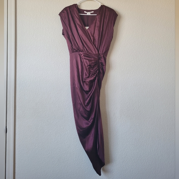 NWT Veronica Beard Casela Ruched Stretch-Silk Dress Color Dark Fig Size 2 - Picture 7 of 16
